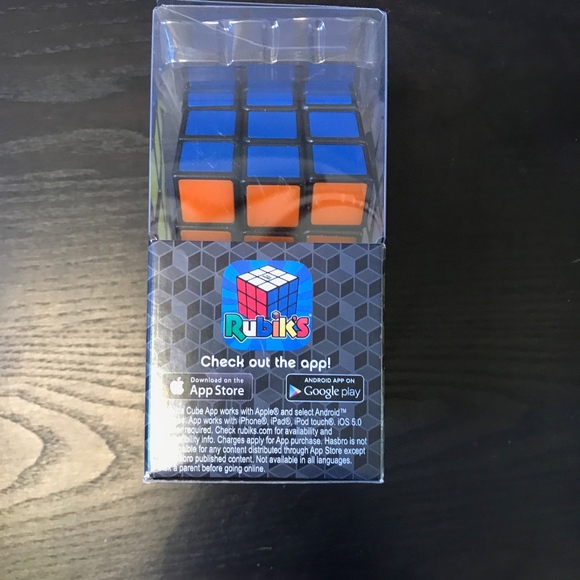 Rubik's Cube - Picture 3 of 6